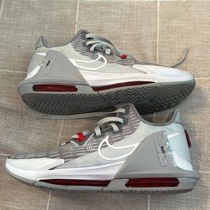 Lebron witness 6 “Pure Platinum”